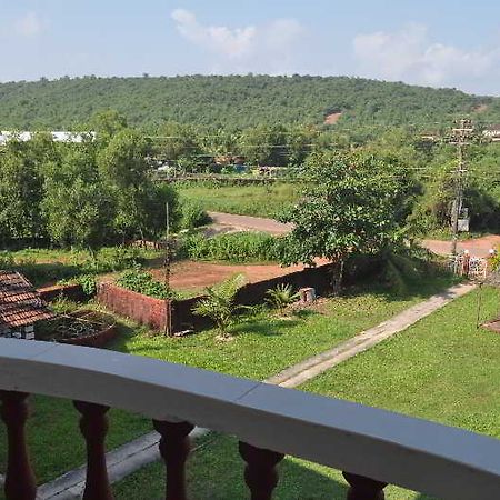 Oasis Beach Resort Goa Exterior foto